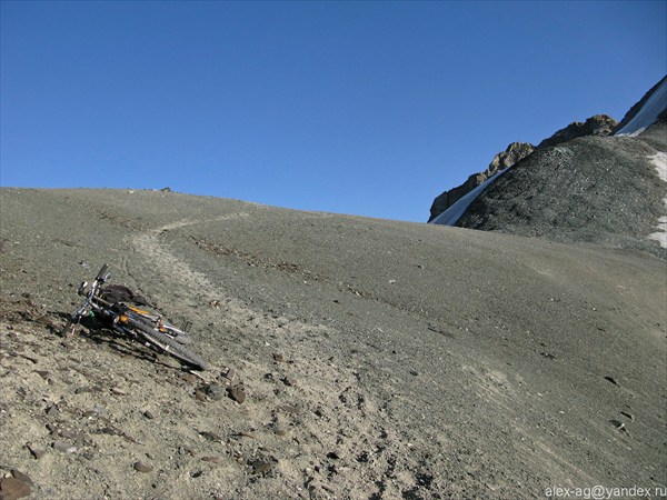 Перевал Аксу. Спуск.